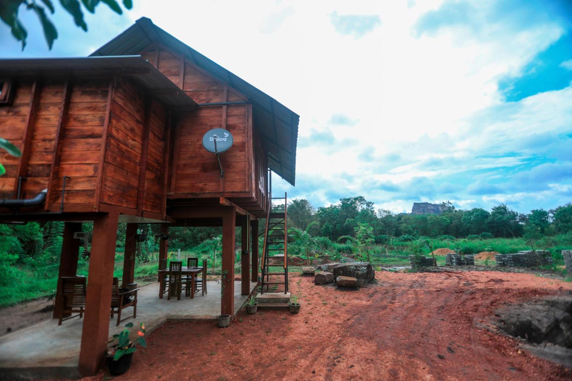 Villa Lion Wood Treehouse Talkote Exterior foto